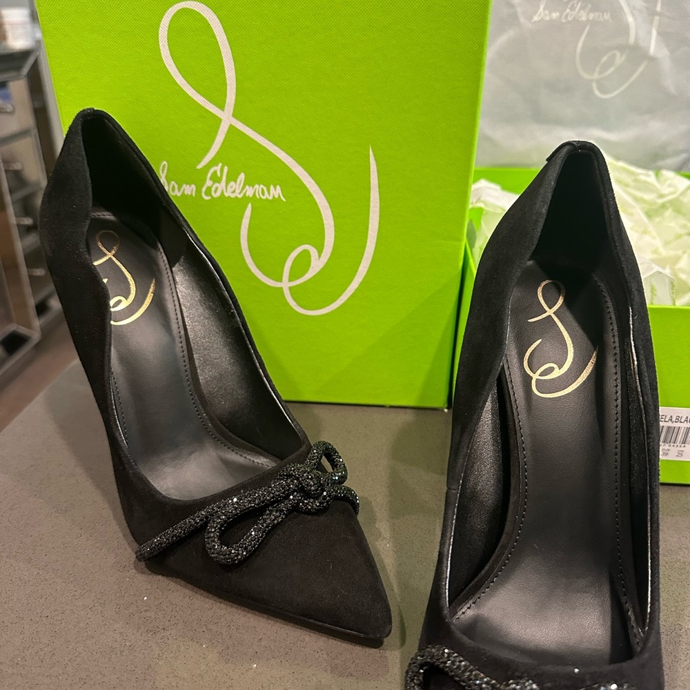 SAM EDELMAN DEELA POINTED TOE HEEL